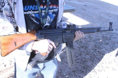 holdingstg This full weight replica should satisfy the tastes of collectors and enthusiasts who can't get a real one. It doesn't feel at all like a .22 to heft it, but it of course has no kick whatsoever.