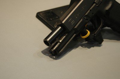 photo 3 The dual recoil spring assembly on the new G21.
