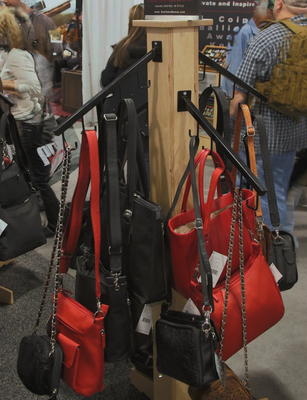 Gun Tote'n Mamas Concealed Carry Purses for Women - SHOT Show 2013 Gun Tote'n Mamas Concealed Carry Purses for Women - SHOT Show 2013