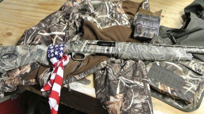 The Duck Commander series are in Realtree Max-5. The jacket and vest are in the Max-4 pattern for comparison. The Duck Commander guns all ship with a bandana like the one Willie wears on the Duck Dynasty show. 