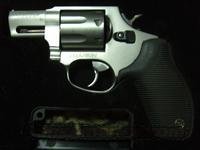 Taurus 617 Titanium  Taurus Pistols/Revolvers > Revolvers
