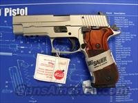 SIG 220R-45-SSE  Sig - Sauer/Sigarms Pistols
