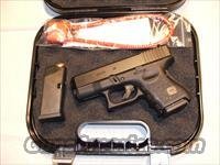 Glock 27 Sub Compact .40 cal  Glock Pistols > 26/27