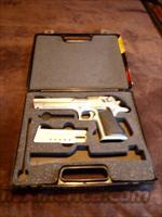 Desert Eagle 44  Desert Eagle/IMI Pistols > Desert Eagle