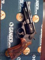 S&W .41 Mag 57-6 Classic Blue 4 NIB + EXTRAS  Smith & Wesson Revolvers > Performance Center