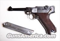 G DATE ( 1935 )  Luger Pistols