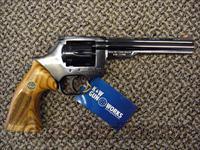 DAN WESSON 6 INCH 22LR REVOLVER BLUE  Dan Wesson Pistols/Revolvers > Revolvers