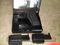 H&K P 7 M8  Heckler & Koch Pistols > SteelFrame