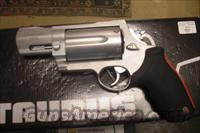Stainless Taurus Raging Judge  Taurus Pistols/Revolvers > Revolvers