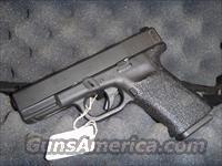 Excellent Custom Gen 3 Glock 19 9MM with Rail   Glock Pistols > 19