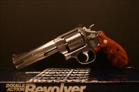 Smith & Wesson Model 627 357 Unflutted 6 Shot Revolver.  Very Rare 627-0 " Model of 1989 " Box & Papers    Smith & Wesson Revolvers > Performance Center