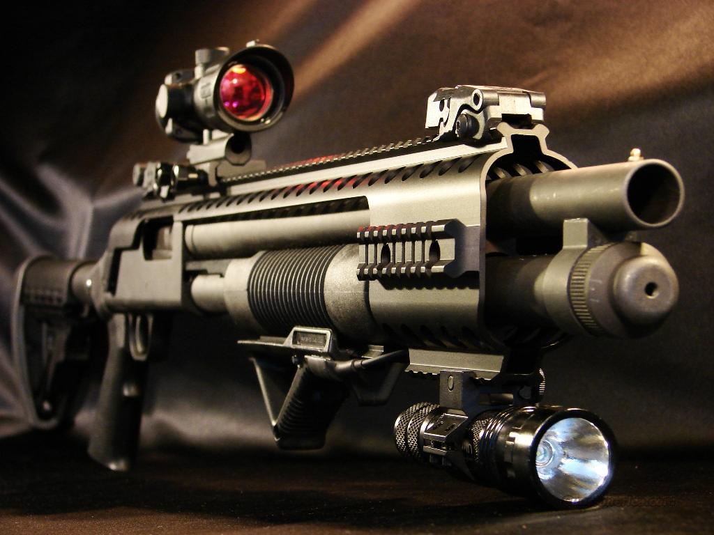 Mossberg 500 590 aluminum picatinny rail tactic... for sale