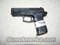 Sig Sauer P2022 9mm   Sig - Sauer/Sigarms Pistols > 2022