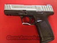 Smith and Wesson SD40VE  Smith & Wesson Pistols - Autos > Polymer Frame