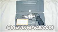 Ruger 4 in barrel .44 mag   Ruger Double Action Revolver > Redhawk Type