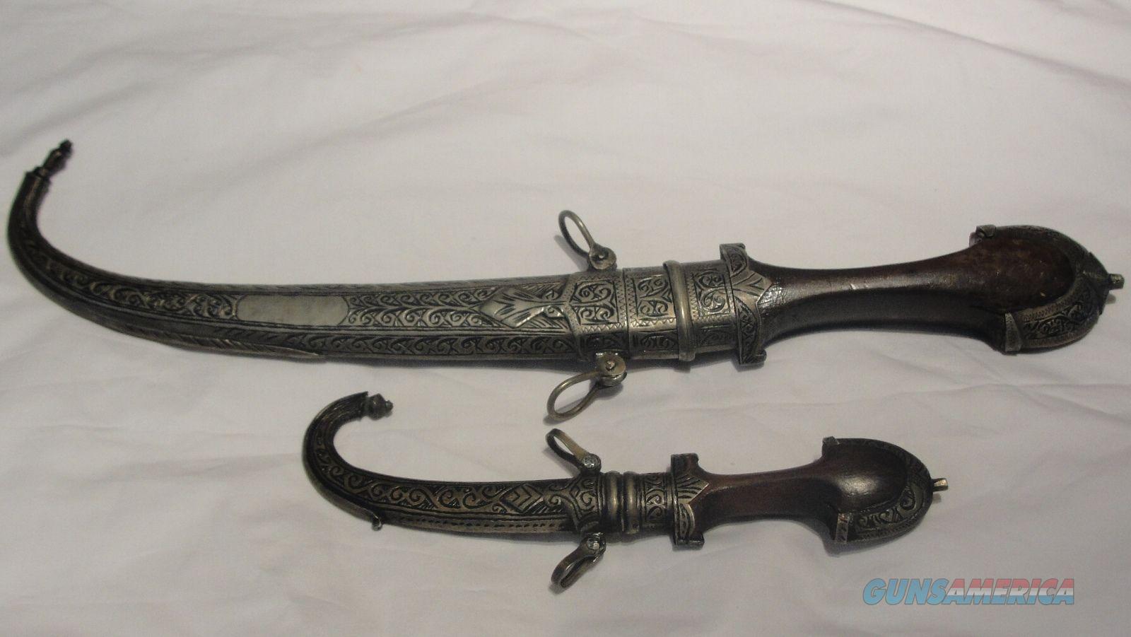 PAIR OF MOROCCAN JAMBIYAS / KOUMMYAS, ARABIC KN... for sale