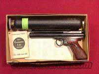 C140 CROSSMAN MODEL 115 .177 PELLET PISTOL  Air Rifles - Pistols > CO2 Pistol