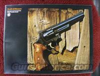 SMITH & WESSON 1970 CAT.  Books & Magazines