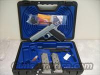 Dan Wesson BOBTAIL COMMANDER .45 ACP  Dan Wesson Pistols/Revolvers > 1911 Style