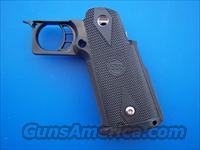 STI 2011 Black Grip  Gun Parts > 1911