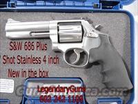 S&W 686+ 7Shot  Stainless 4 inch bbl  Smith & Wesson Revolvers > Full Frame Revolver