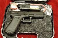 GLOCK NEW  MODEL 17 RTF2 9MM (ROUGH TEXTURE FRAME) HIGH CAP NEW   Glock Pistols > 17