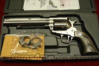 RUGER STAINLESS SUPER BLACKHAWK HUNTER 44MAG NEW (KS-47NHNN)    Ruger Single Action Revolvers > Blackhawk Type