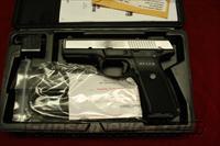 RUGER **NEW RELEASE** SR40 STAINLESS NEW (IN STOCK)! (SR40)  Ruger Semi-Auto Pistols > SR9