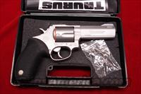 TAURUS TRACKER MODEL M44C STAINLESS PORTED 4" 44MAG. NEW   Taurus Pistols/Revolvers > Revolvers