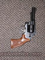 S&W Model 48 Revolver in .22 MAGNUM/4-inch!!!  Smith & Wesson Revolvers > Full Frame Revolver