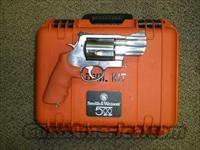 Smith Wesson 500 Bear Survival package.   Smith & Wesson Revolvers > Full Frame Revolver