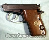 BERETTA MODEL 21 - LIKE NEW  Beretta Pistols > Small Caliber Tip Out