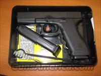 Glock mod#17 9mm w/orig box 2x10rd mags  Glock Pistols > 17