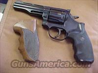 Dan Wesson 357, Monson, 4" blued  Dan Wesson Pistols/Revolvers > Revolvers