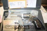 SP-101 357 MAG, BBL 4.2", FULLY ADJ SIGHT **FREE SHIPPING AND NO EXTRA CHARGE ON CREDIT CARDS**  Ruger Double Action Revolver > SP101 Type