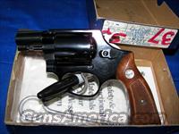 S&W MODEL 37 NO DASH CHIEFS SPECIAL AIRWEIGHT  .38 SPECIAL  1 7/8" BARREL BLUE  ASNIB  Smith & Wesson Revolvers > Pocket Pistols