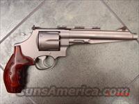 Smith & Wesson Performance Center 44 mag,7 1/2",compensator,rosewood finger grips,scope rails,carry case,model 629-6.  Smith & Wesson Revolvers > Performance Center
