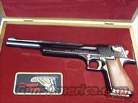 Desert Eagle-10",50AE,custom finish with gold accents,& pres.case  Desert Eagle/IMI Pistols > Desert Eagle