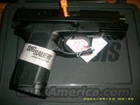 Sig Sauer SP2022 40 SW   Sig - Sauer/Sigarms Pistols > 2022