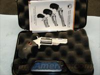 NAA BLACK WIDOW 22 LR  North American Arms Pistols