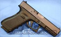 Glock Model 17 Semi-Automatic Pistol 9mm  Glock Pistols > 17