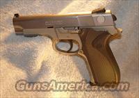 Smith and Wesson Model 4043  Smith & Wesson Pistols - Autos > Alloy Frame