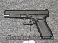 34 Gen 4 w/3 17 round mags.  Glock Pistols > 17