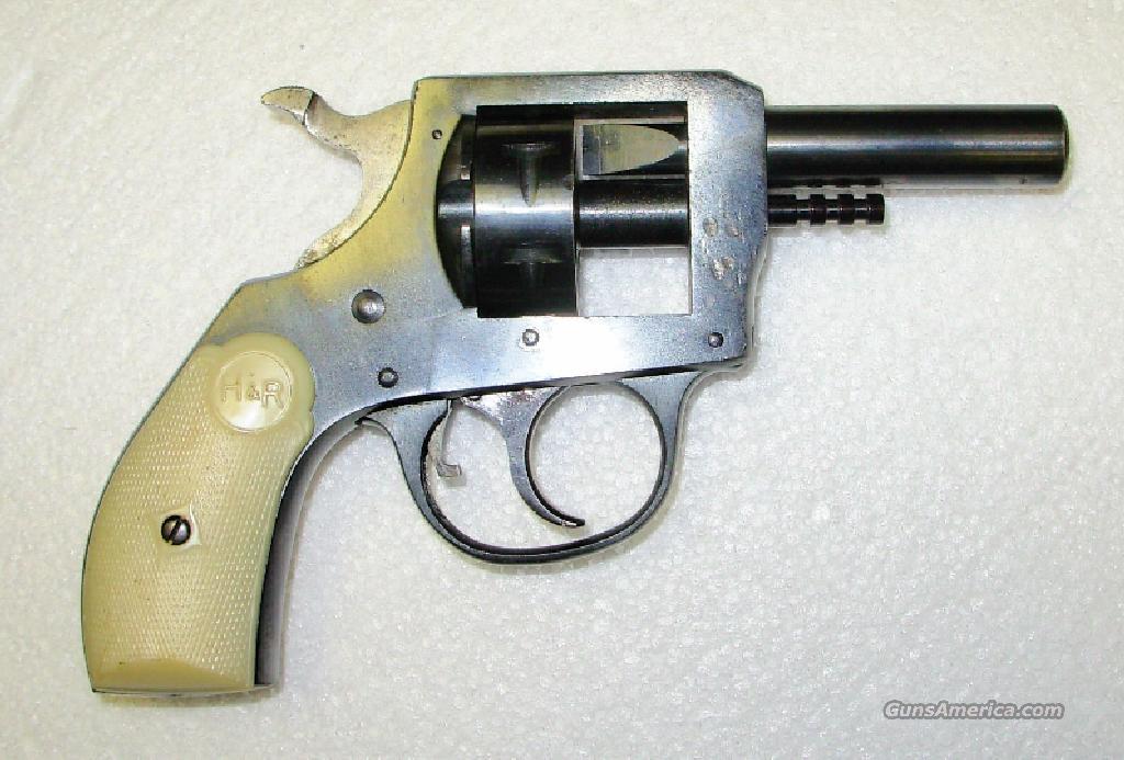 STARTER PISTOL ** .32 BLANK ** 149.00 for sale