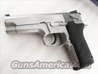 S&W 9mm 5906 Steel Stainless Excellent Matte Stainless Bead Finish 16 Shot with 2 Factory Magazines in Smith & Wesson Factory Blue Box   Smith & Wesson Pistols - Autos > Steel Frame
