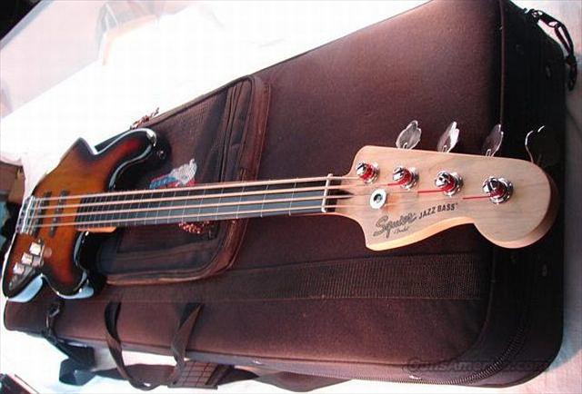 Fender Jazz Bass Guitar Squier Exc with Hard Cordura Case