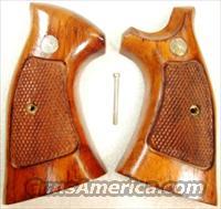 Grips S&W K L Square Butt Target 1985 Goncalo Alves Excellent Factory Smith & Wesson Will not fit Round Butt variants	  Gunstocks, Grips & Wood