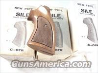 Grips Colt Python Walnut Target Sile 1970s NIB I Frame Official Police Old Model Trooper no MK III, V or VII  Gunstocks, Grips & Wood