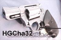 Charter .32 Magnum Undercoverette 2 inch SS NIB Charter Arms Model 73220 32 H&R Magnum Caliber 32 Smith & Wesson Long interchangeably  Charter Arms Revolvers