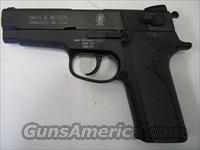 Smith & Wesson 910 9mm  Smith & Wesson Pistols - Autos > Alloy Frame